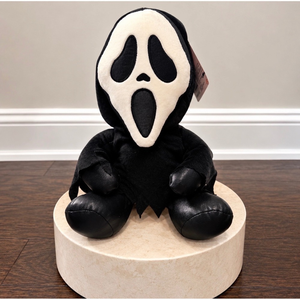 Kidrobot Ghost Face Phunny Plush vibrating Scream Movie Collectible 8 Inch Black
